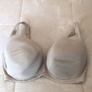 40H nude bra